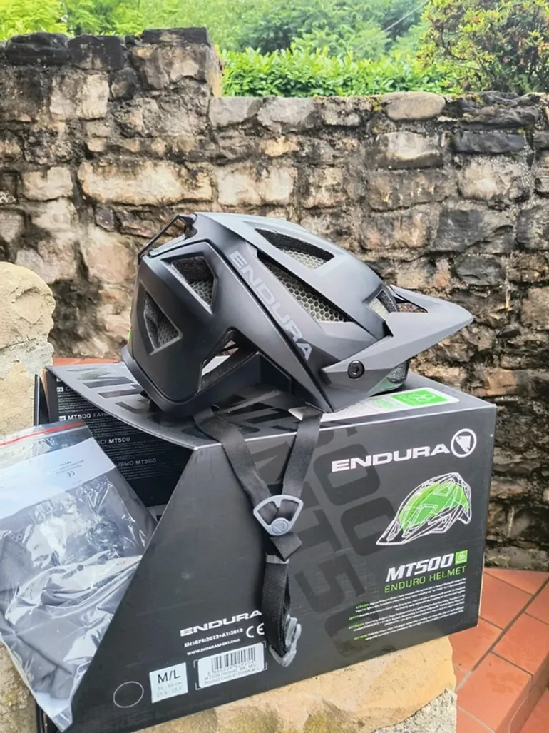 Gebrauchtes Endura MT500 bike — Bild 2 von 8