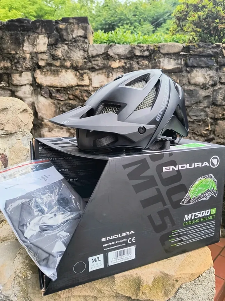 Gebrauchtes Endura MT500 bike — Bild 1 von 8