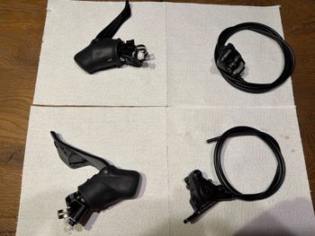 Brugt Shimano GRX Di2 Dual Control Lever 12-speed bike