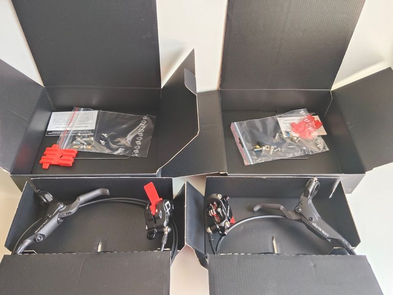 Použité Hayes FRENOS DOMINION T2 2026 bike — obrázek 1 z 9
