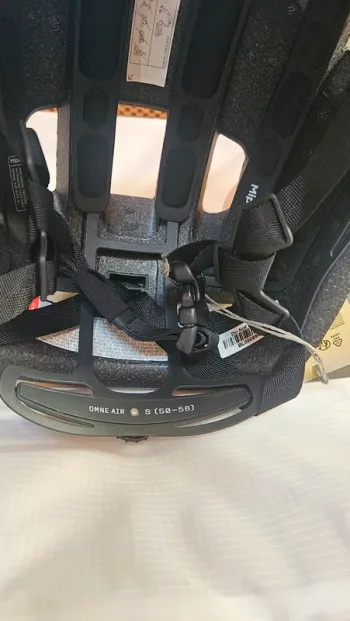 Použité POC Omne Air MIPS bike — obrázek 4 z 5
