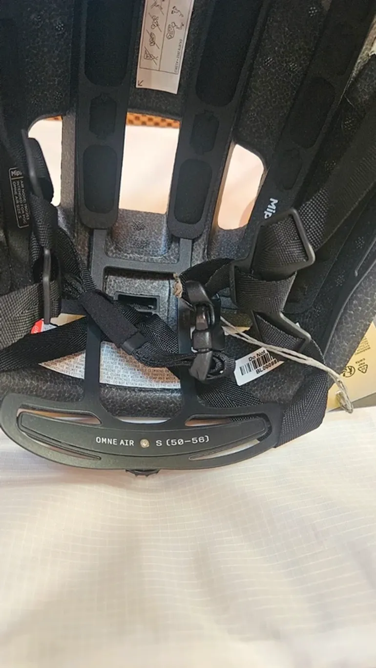 Použité POC Omne Air MIPS bike — obrázek 4 z 5