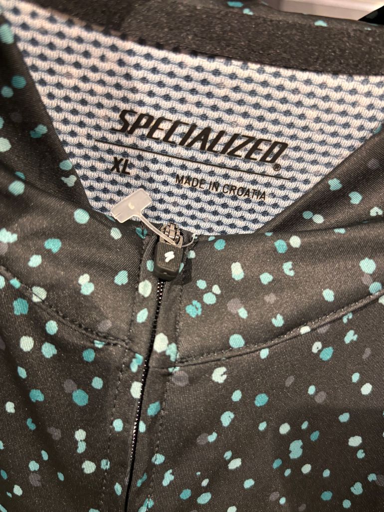 Used Specialized Comp Logo Jersey bike — image 3 of 4