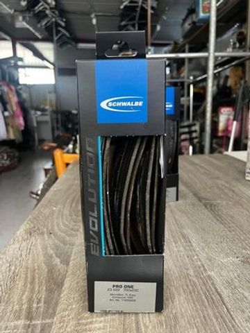Used swalbe ONE EVOLUTION Tyres & Tubes