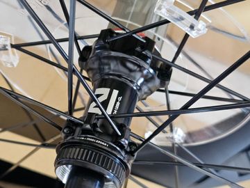 Novatec R6 Carbone 2026 bike d'occasion — image 2 sur 4