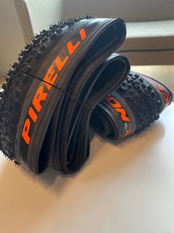 Brugt Pirelli Scorpion Tires 2026 bike — billede 2 af 2