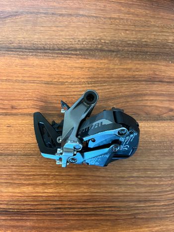 Used Sram Rival AXS E1 12-Speed bike