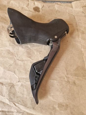 Used Shimano Ultegra ST8070L DI2 11s disc venstregreb 2024 bike — image 7 of 9