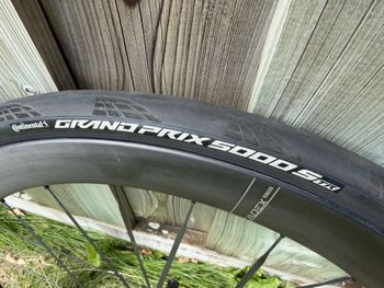 Použité Cadex Ultra 50 Disc Tubeless 2025 bike — obrázek 2 z 2
