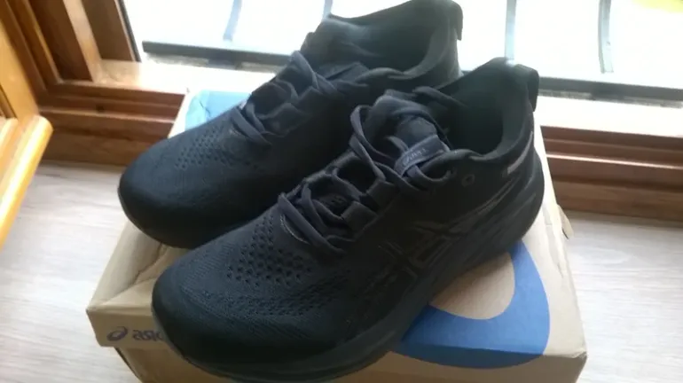 Brugt Asics Nimbus 26 bike — billede 2 af 7