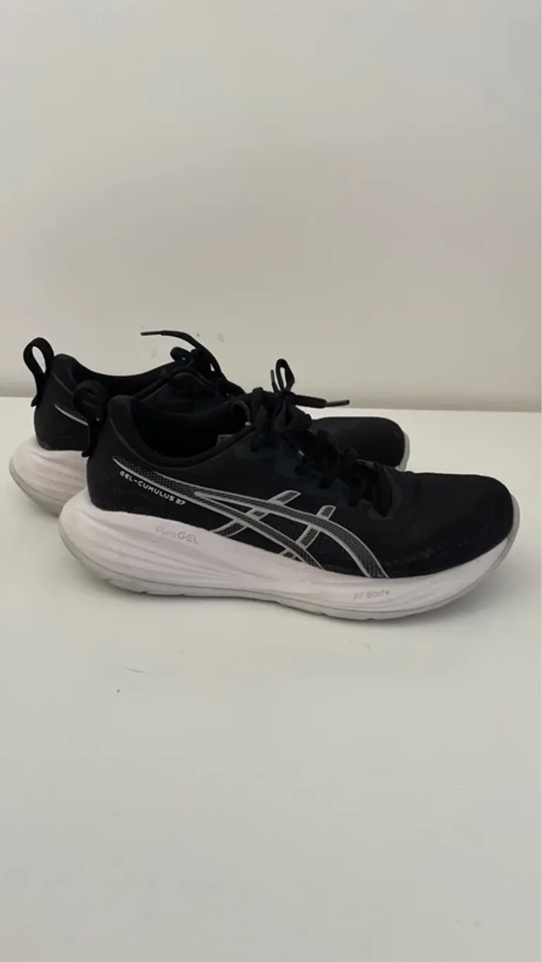 Brugt Asics Gel Cumulus 27 bike — billede 1 af 4