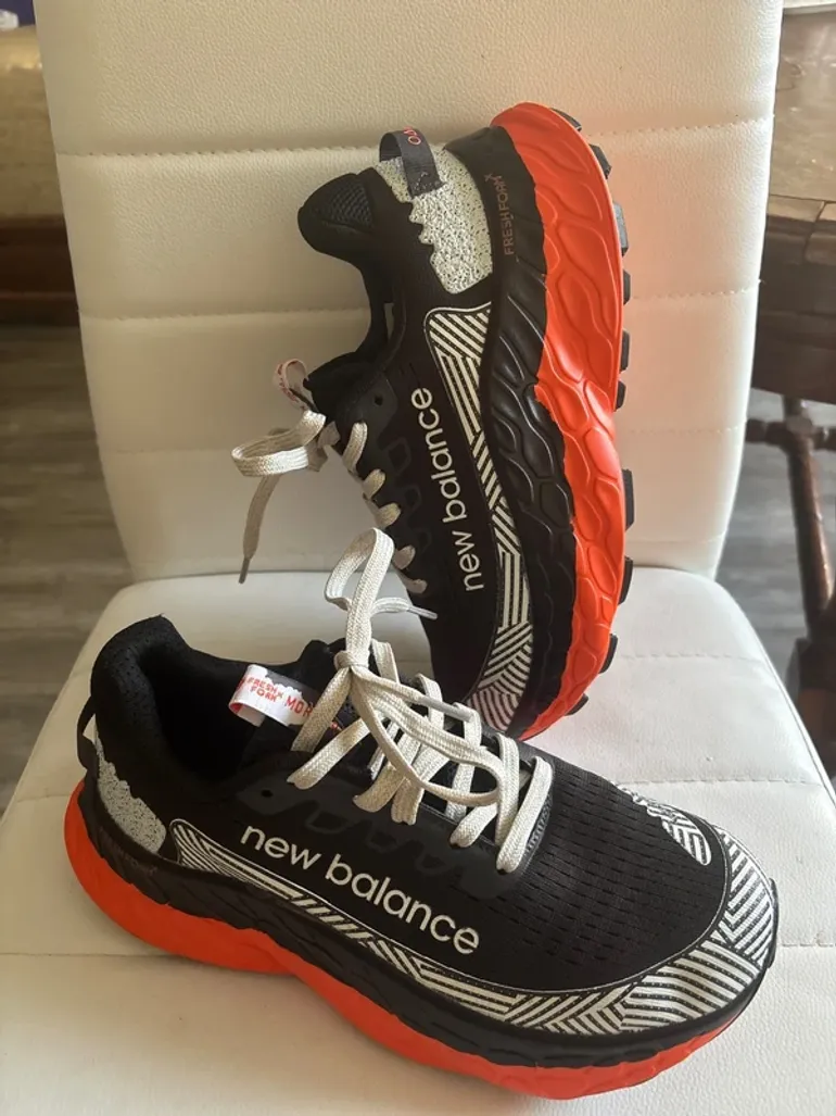 Used New Balance Running Shoes Size 40 bike — image 1 of 6