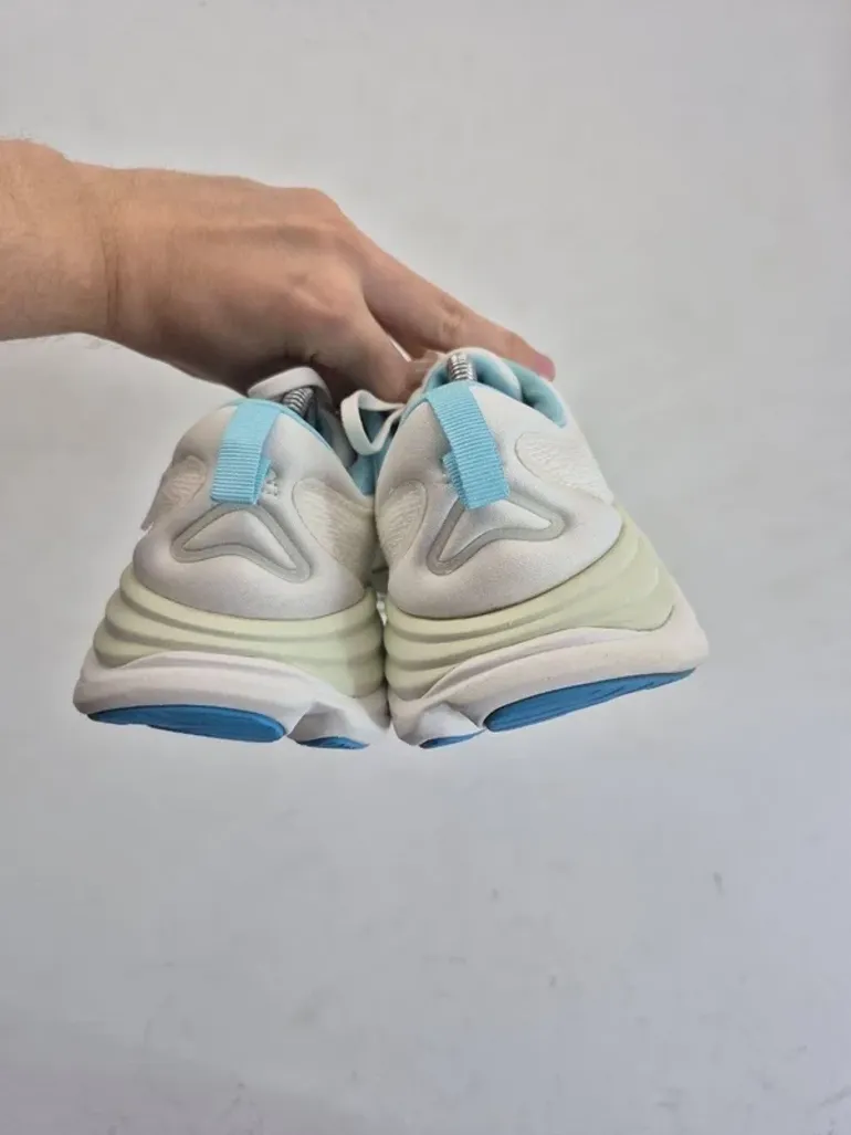 Used Hoka Gaviota 5 bike — image 4 of 7
