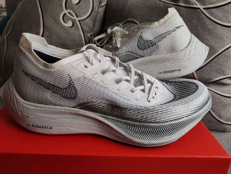 Used Nike ZoomX Vaporfly Next 2 bike — image 8 of 10