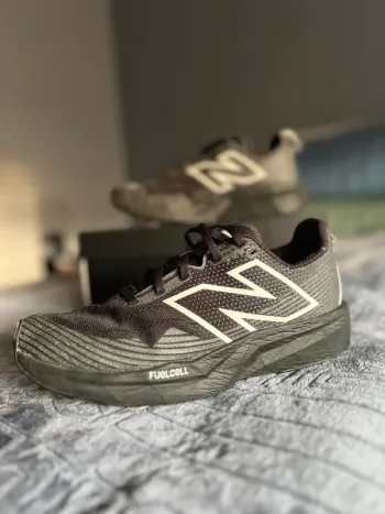 Used New Balance FuelCell Venym bike