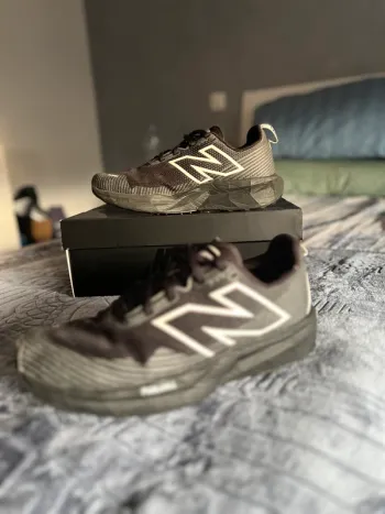 Used New Balance FuelCell Venym bike — image 2 of 6
