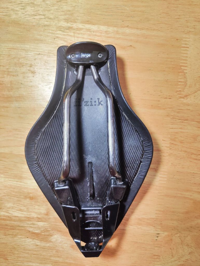 Brugt Fizik Mistica Saddle bike — billede 2 af 3