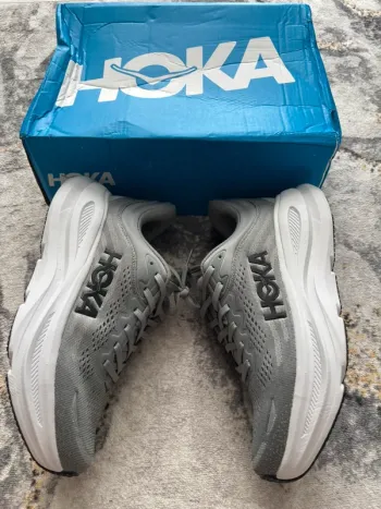 Used Hoka Bondi 9 bike