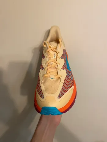 Used Hoka Ultra Trail Mafate 4 bike — image 4 of 9