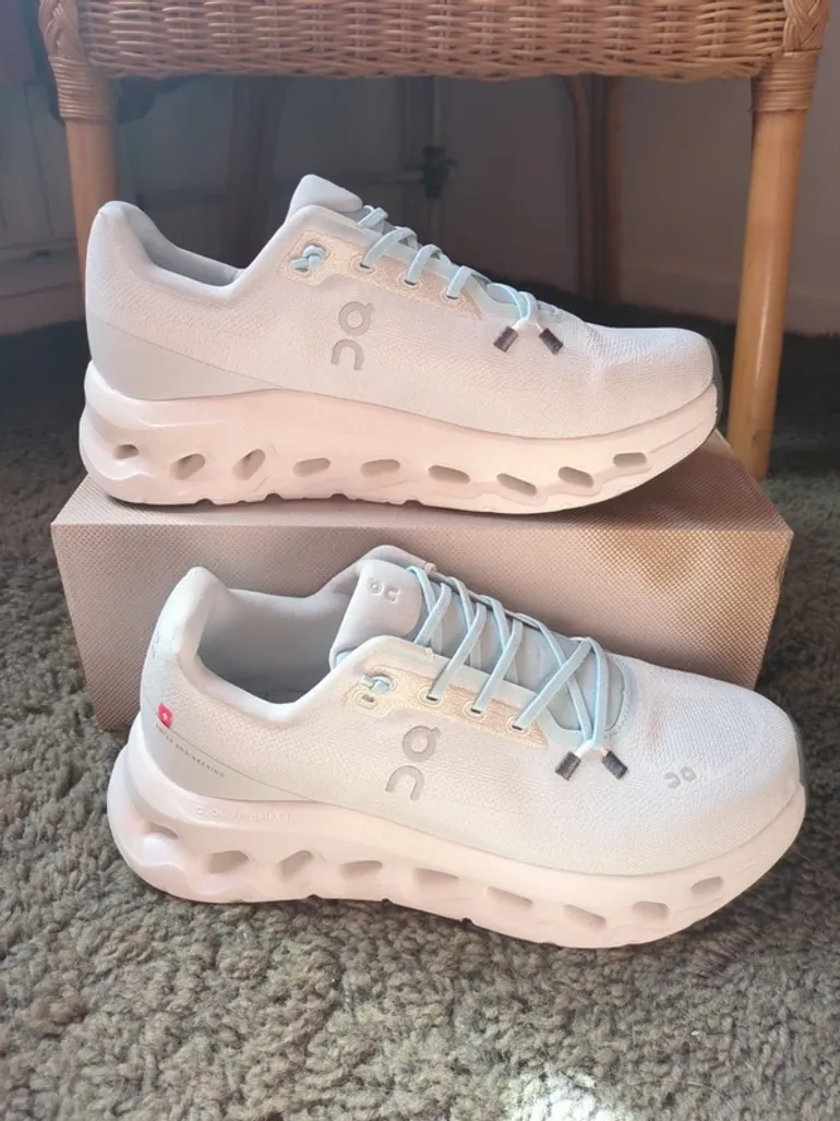 Used On Running Cloud bike — image 2 of 7