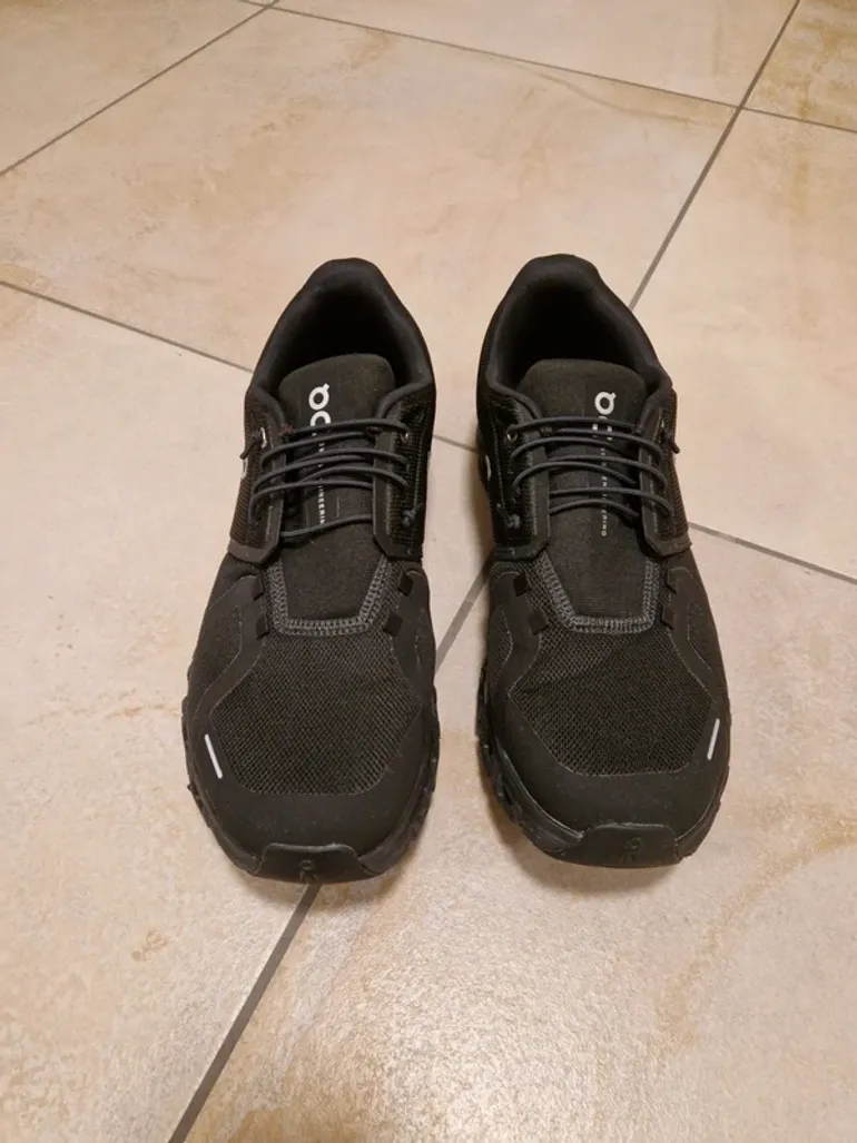 Used On Running Cloud 6 bike — image 3 of 8