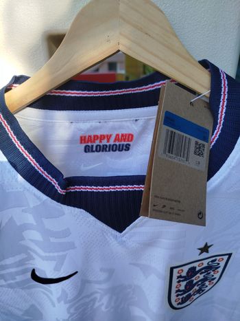 Used Nike Maillot de l'Angleterre 2026 bike — image 3 of 7