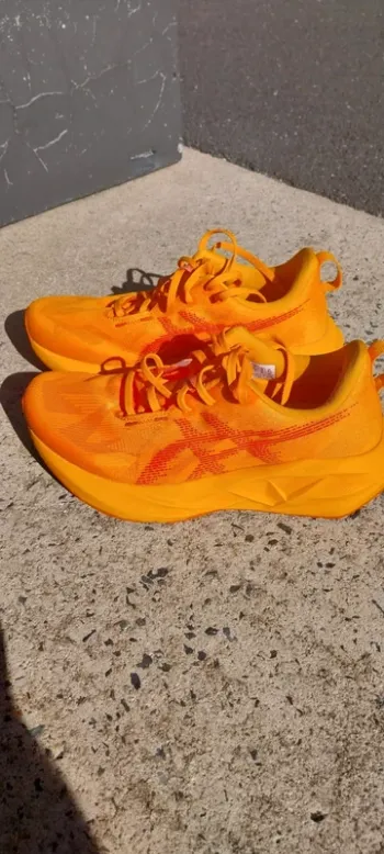 Brugt Asics Novablast 5 bike