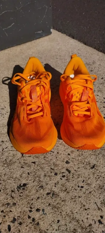 Brugt Asics Novablast 5 bike — billede 3 af 6