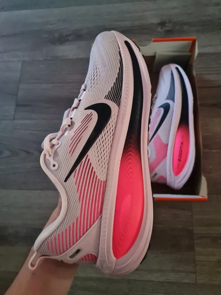 Brugt Nike Vomero 18 bike — billede 4 af 9