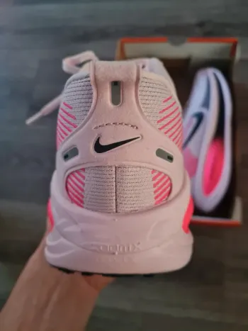 Brugt Nike Vomero 18 bike — billede 3 af 9