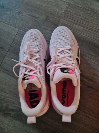 Brugt Nike Vomero 18 bike — billede 7 af 9