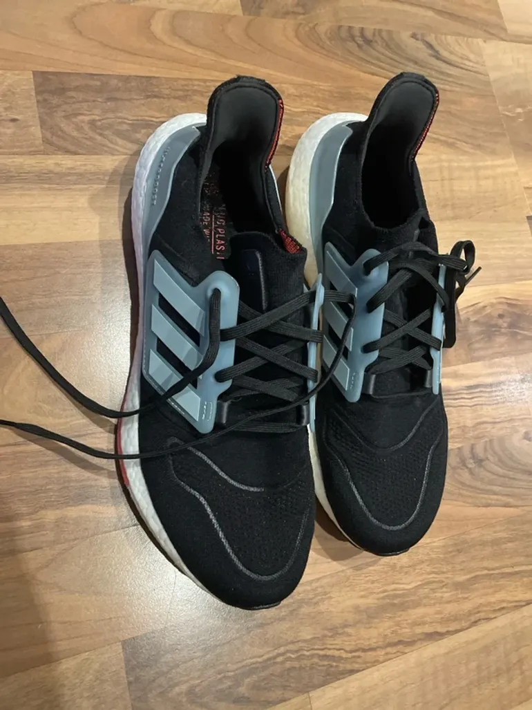 Brugt Adidas Ultra Boost 22 bike — billede 1 af 6