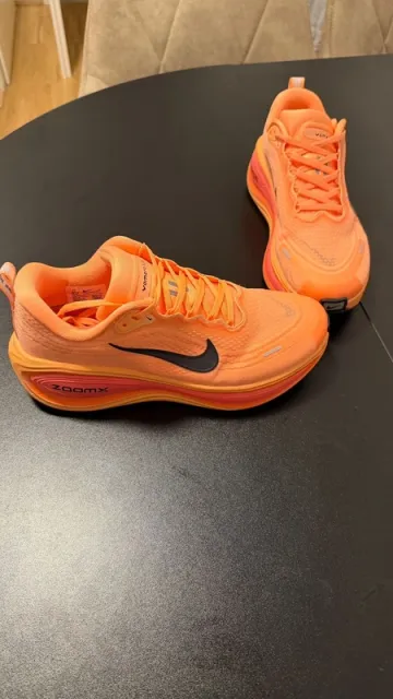 Tweedehands Nike Vomero Plus Running Shoes