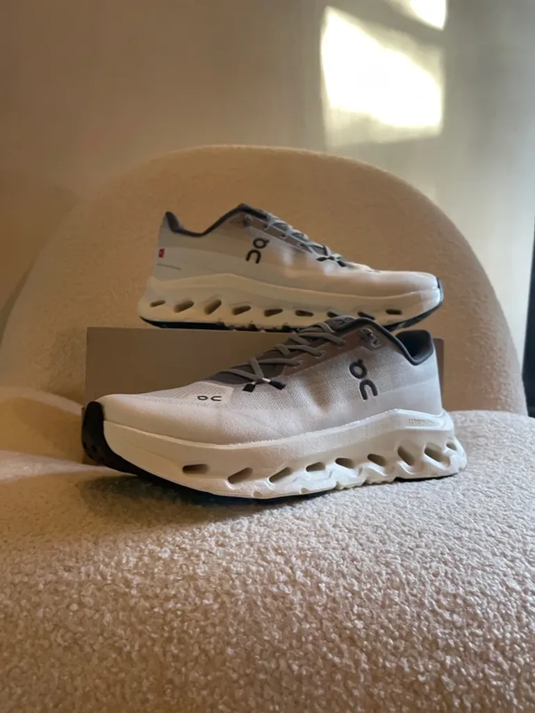 Used On Running Cloud bike — image 3 of 3