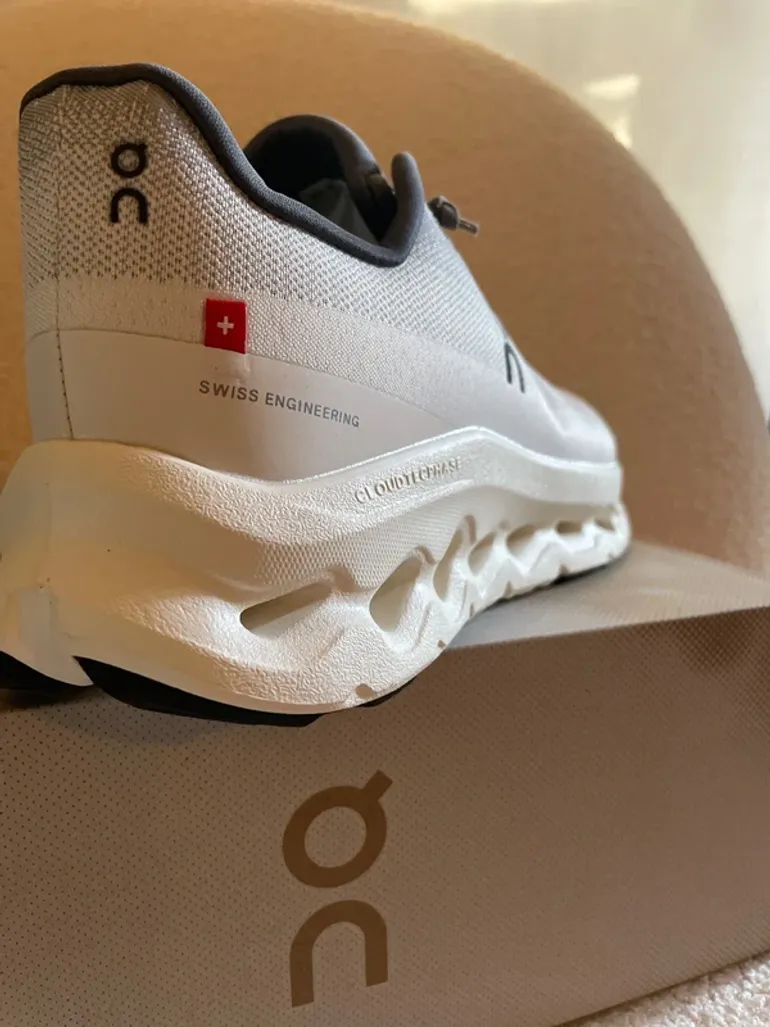Used On Running Cloud bike — image 2 of 3