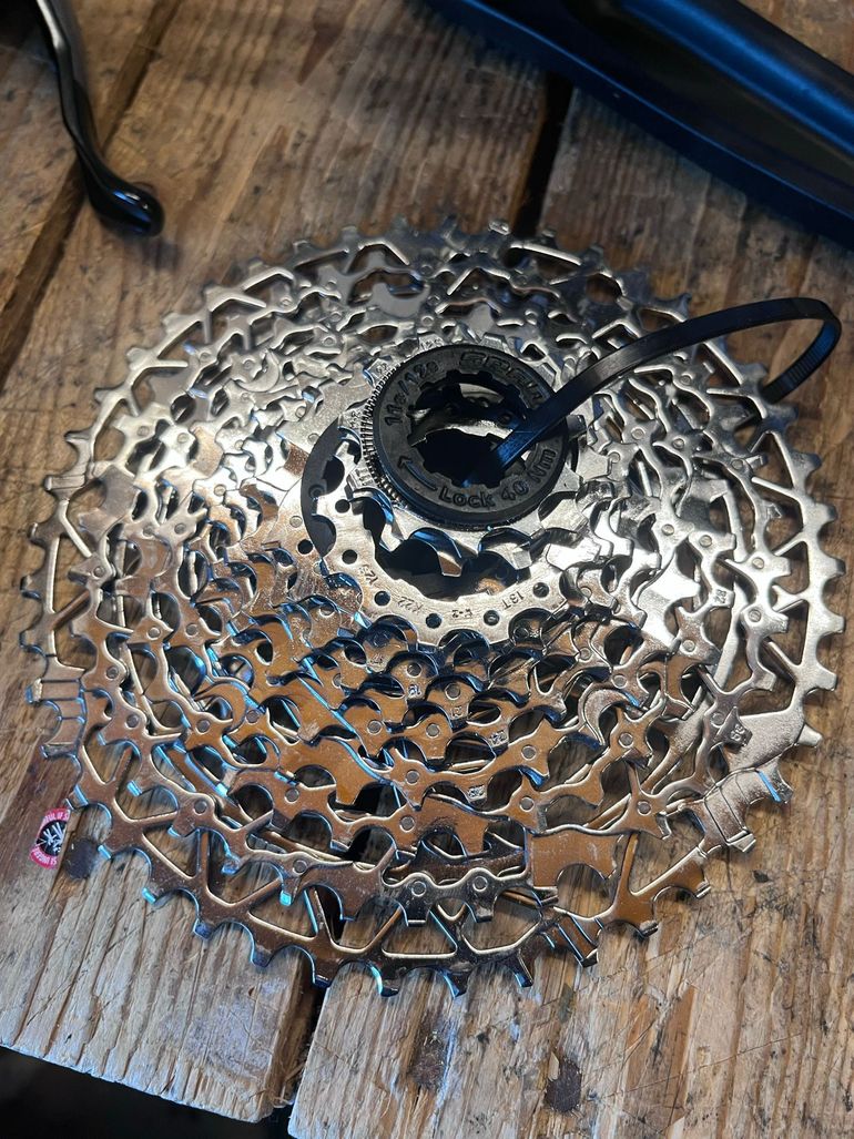 Käytetty Sram Apex 12-speed Groupset 2025 bike — kuva 5 / 8