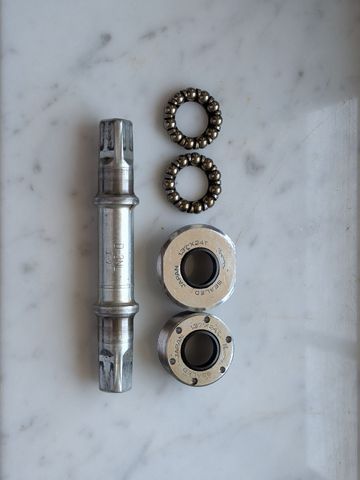 Shimano Movimento Centrale 1991 Drivetrain & Pedals usato