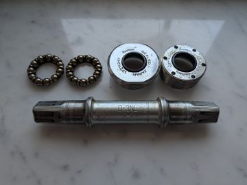 Tweedehands Shimano Movimento Centrale 1991 bike — afbeelding 2 van 8