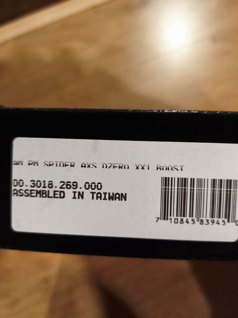 Used Quarq dzero 8 Bolt dub 2026 bike — image 6 of 6