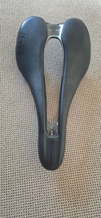 Used Selle Italia SLR Boost Kit Carbonio Superflow S3 2025 bike
