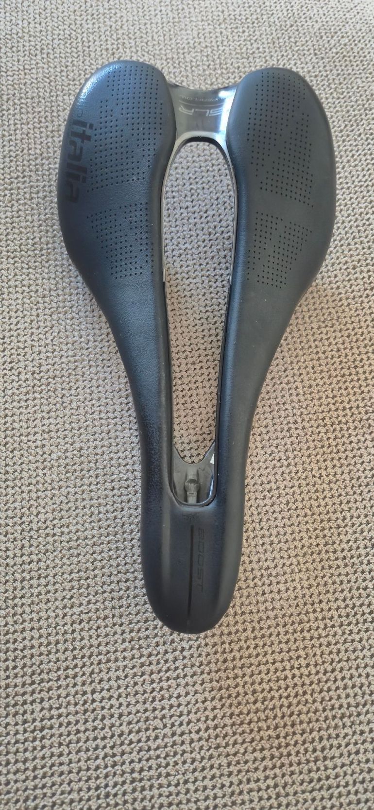 Used Selle Italia SLR Boost Kit Carbonio Superflow S3 2025 bike — image 1 of 4