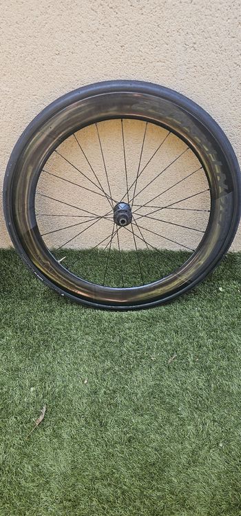 Used Bontrager RSL 62 Disc 2025 bike — image 4 of 4