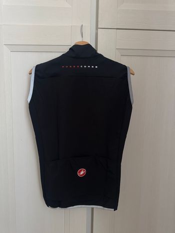 Used Castelli Perfetto Ros 2 Wind Vest bike — image 2 of 7
