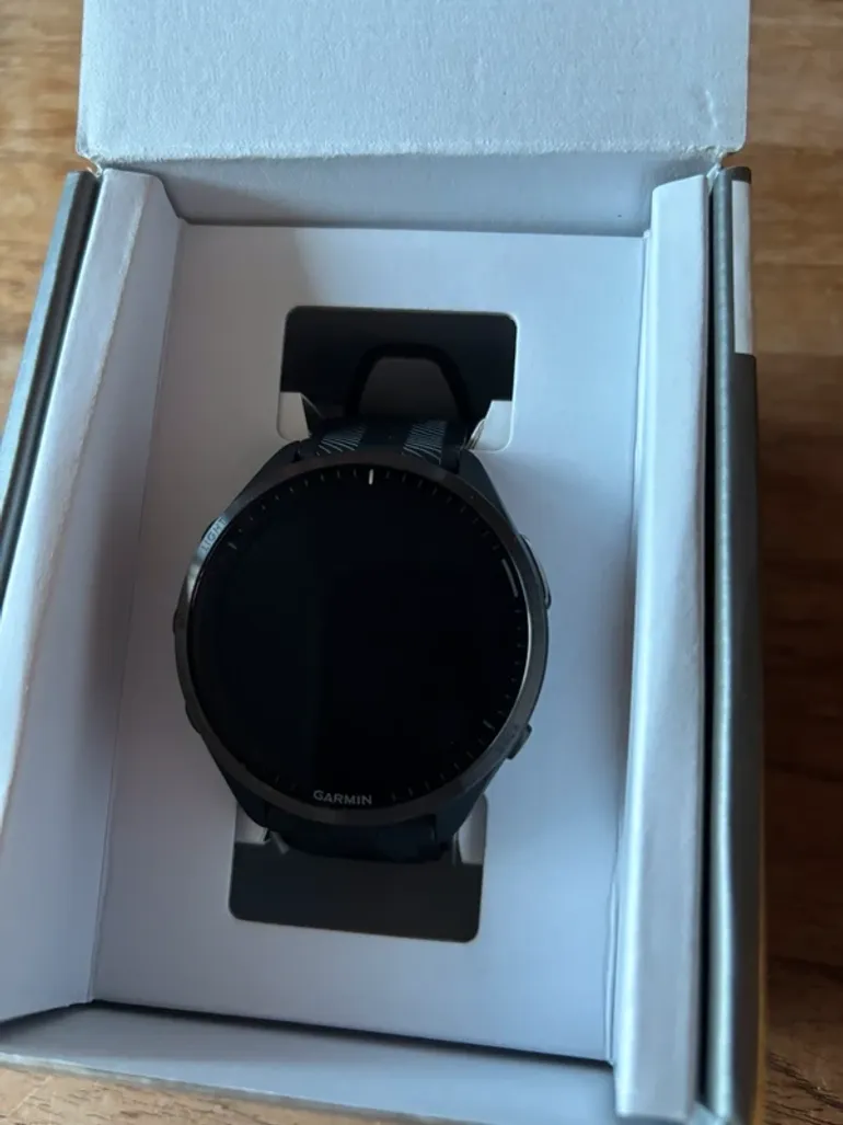 Used Garmin Forerunner 965 bike — image 2 of 5