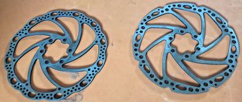 Použité Tektro 160mm 6-hole Disc Rotor bike — obrázek 2 z 4