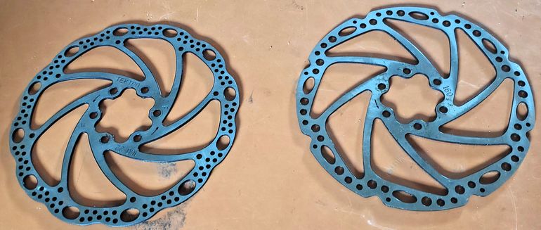 Použité Tektro 160mm 6-hole Disc Rotor bike — obrázek 2 z 4