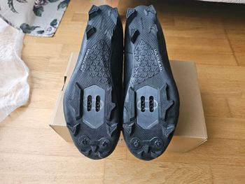 Used Shimano SH-XC502 bike — image 5 of 5