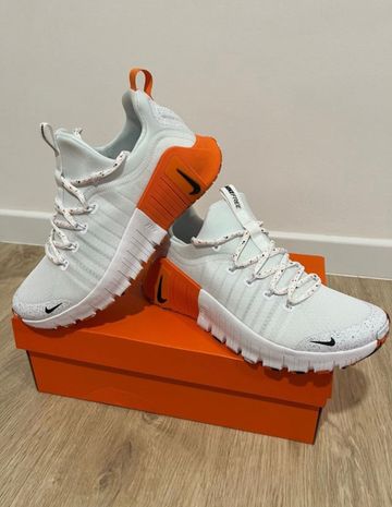 Used Nike Free Metcon 6 White/Safety Orange 2026 Running Shoes