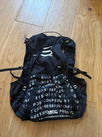 Brugt Compressport ultrun s pack evo 15 bike — billede 2 af 5