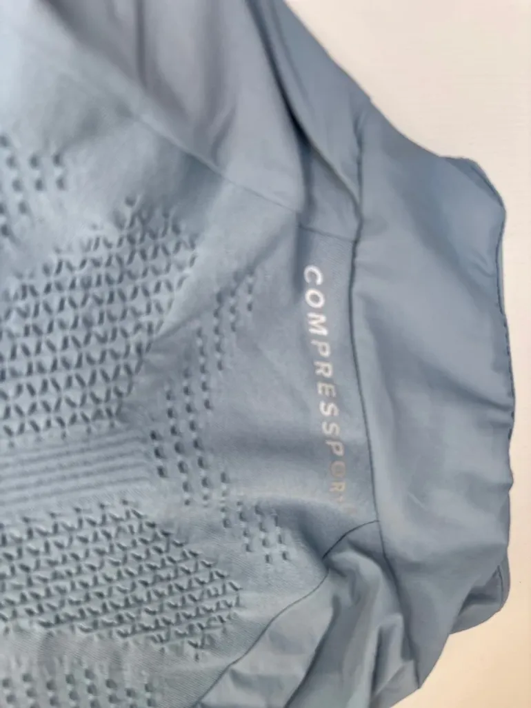 Used Compressport Hurricane Windproof Jacket bike — image 5 of 8